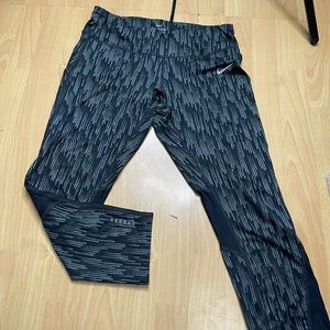 Nike mid calf leggings